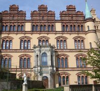 Die seeseitige Außenfassade des „Neuen Lange Haus“ im heutigen Zustand