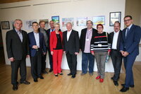 Eröffnung der Ausstellung durch Landtagspräsidentin Sylvia Bretschneider und die Vertreter – Herr & Frau Logall - des Vereins „Junge Europäer in Demmin“ Foto: Landtag M-V