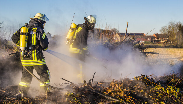 Dank der Freiwilligen Feuerwehr kann schnell geholfen werden. Foto: Marco Zaremba/PIXELIO